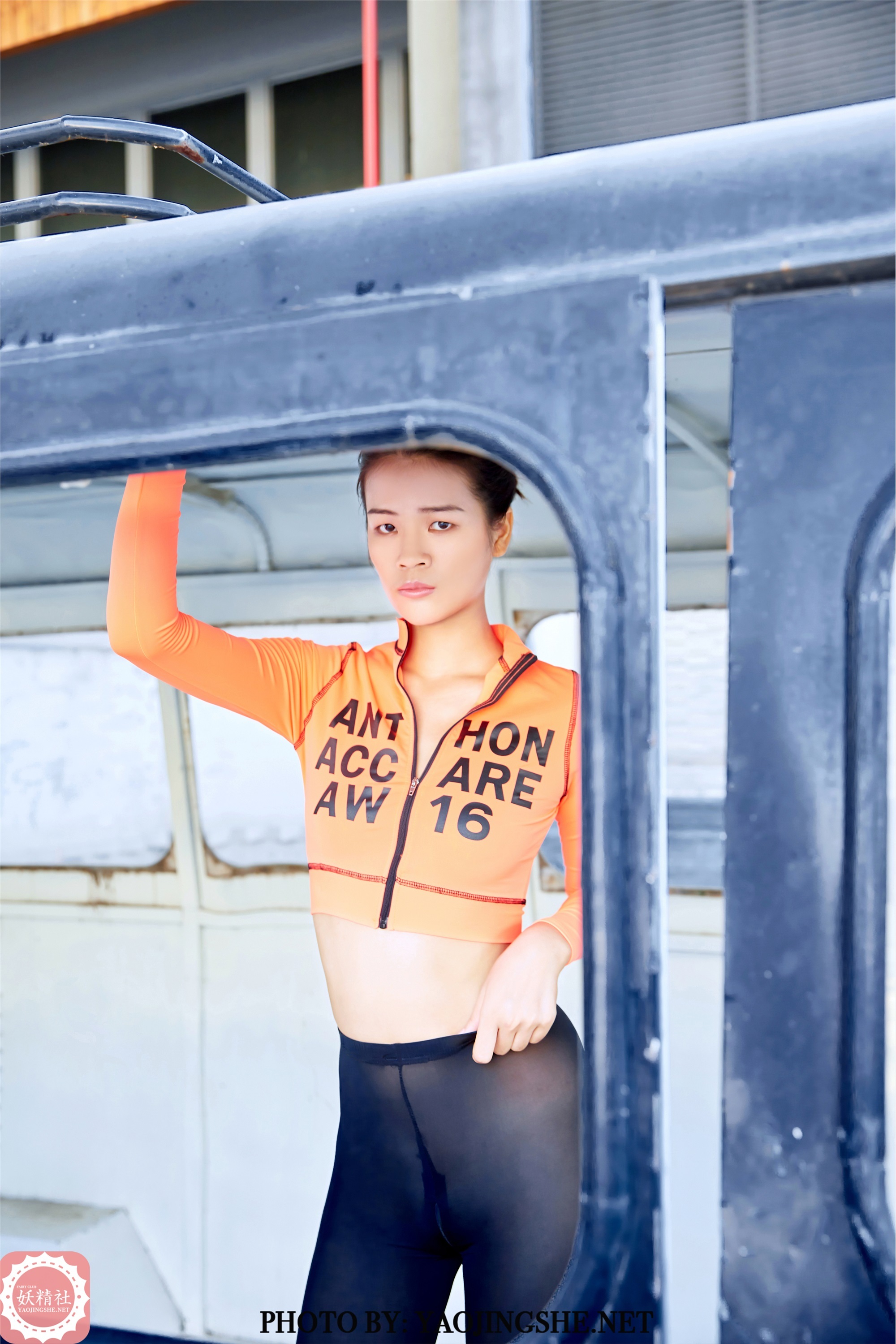 YAOJINGSHE 妖精社 V2014《珍珍-公交车》